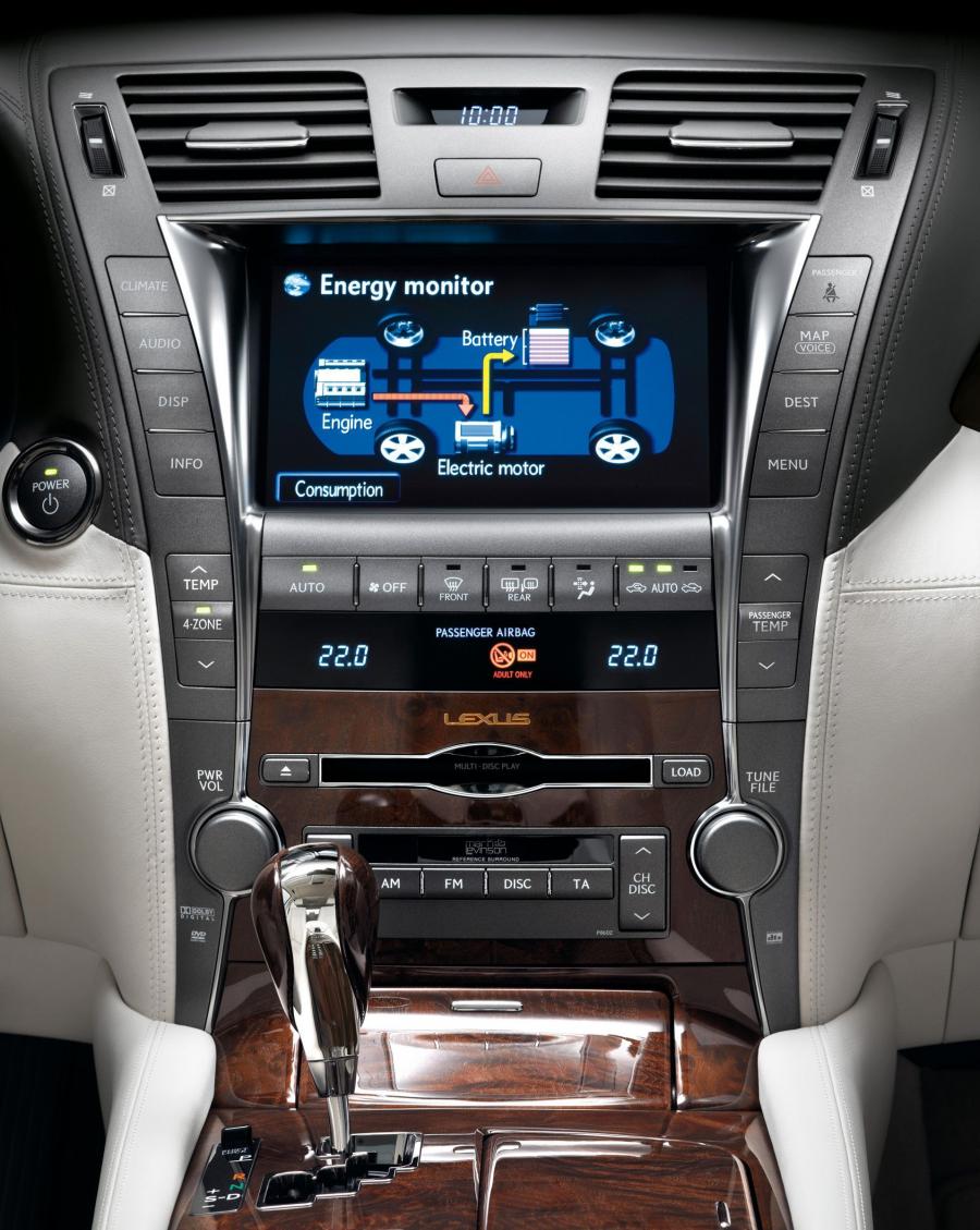  Lexus LS600h L 2007 года  (фото 34 из 224)